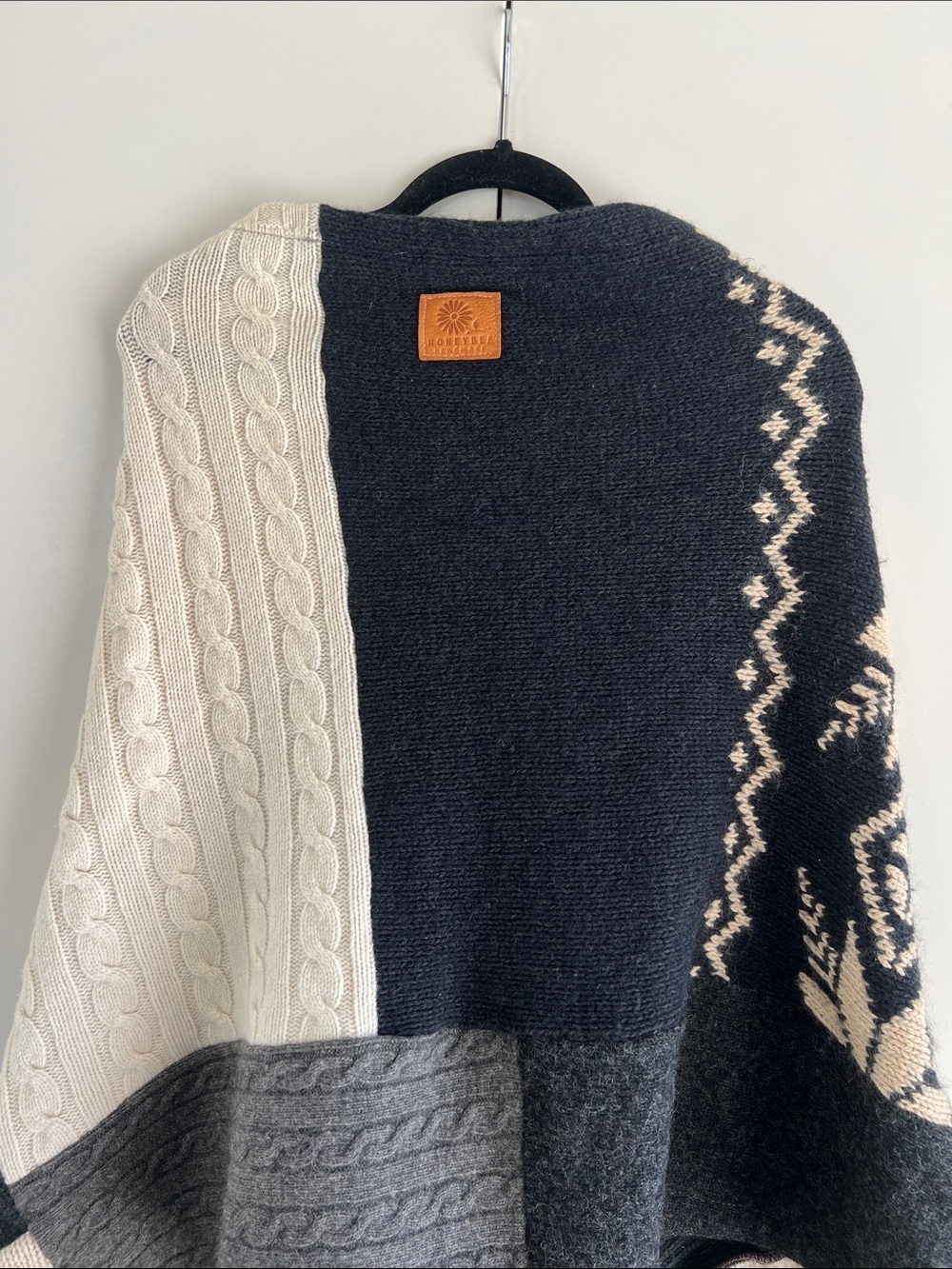 Honeybea Handmade Wool Poncho - Picture 11 of 12